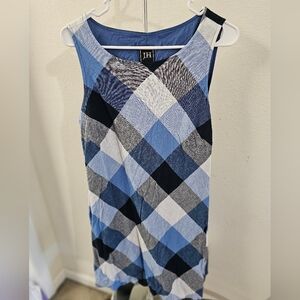 Sleeveless dress size 10